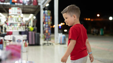 20 Tips for keeping children safe during the holidays