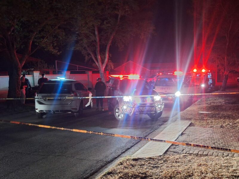 The hijackers fled with the victim’s Mahindra Balero after fatally stabbing him during the confrontation.