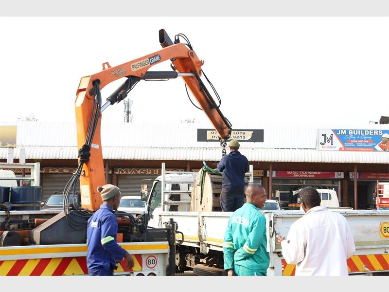 A devastating fire at the Z7 substation left over 100 businesses and hundreds of households without electricity for more than a week. While power has now been restored in Alrode, Thokoza and surrounding areas remain without supply.