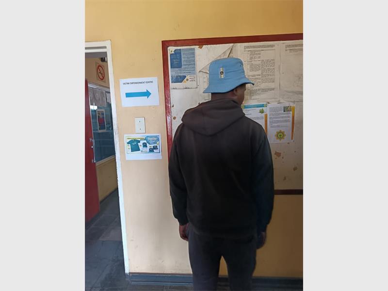 Seven suspects were arrested in Ekurhuleni after an EMPD operation uncovered an unlicensed firearm and illegal drugs worth R8000.
