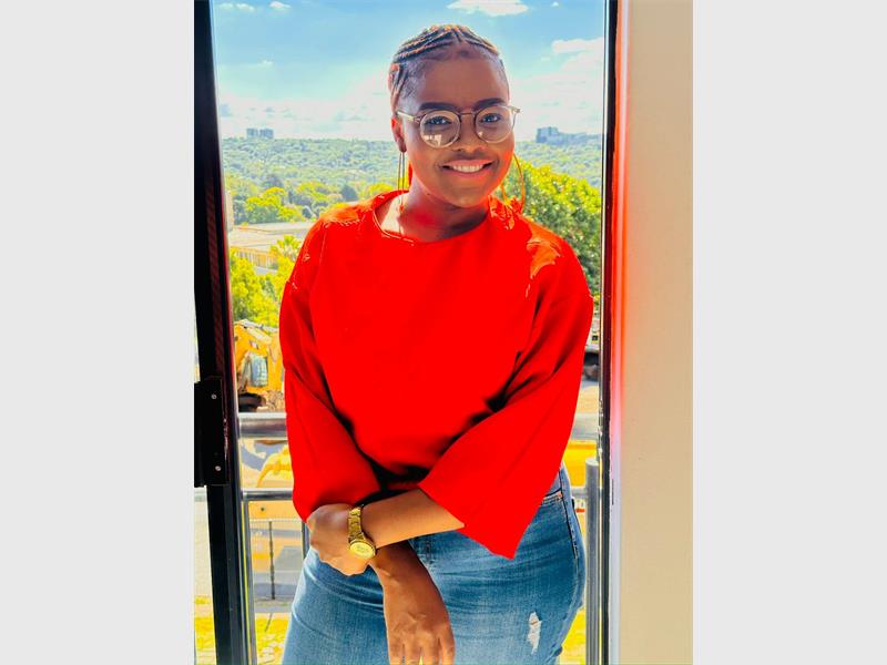 Lehlogonolo runs a no-fee reading club from the Alberton Library, free reading books for members and she would like to see its membership grow.