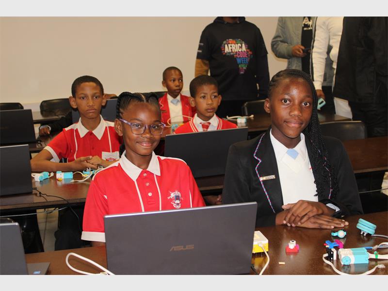 The lab was upgraded after relentless efforts by the school’s fundraising chairperson, Dallon Bluemeyer and his colleagues, to secure funding for the quarter of a million project.