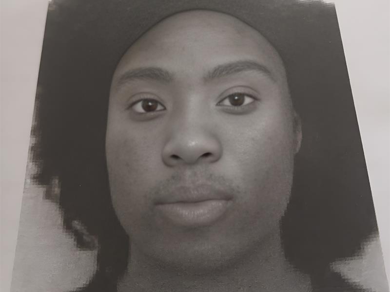 SAPS urges Alberton residents to assist in tracking down a 28-year-old woman linked to a 2018 fraud case.
