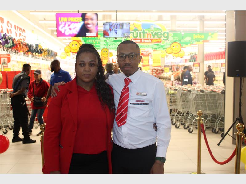 Alberton shoppers trickled into the mall to witness the opening of one of SA’s largest retailers’ stores at the Alberton City.