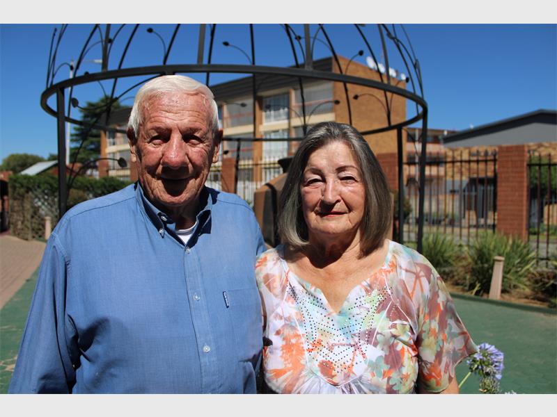 Frank (87) and Violet Castelyn (84) say one of their rules for a long-lasting union is to never go to bed upset with each other.