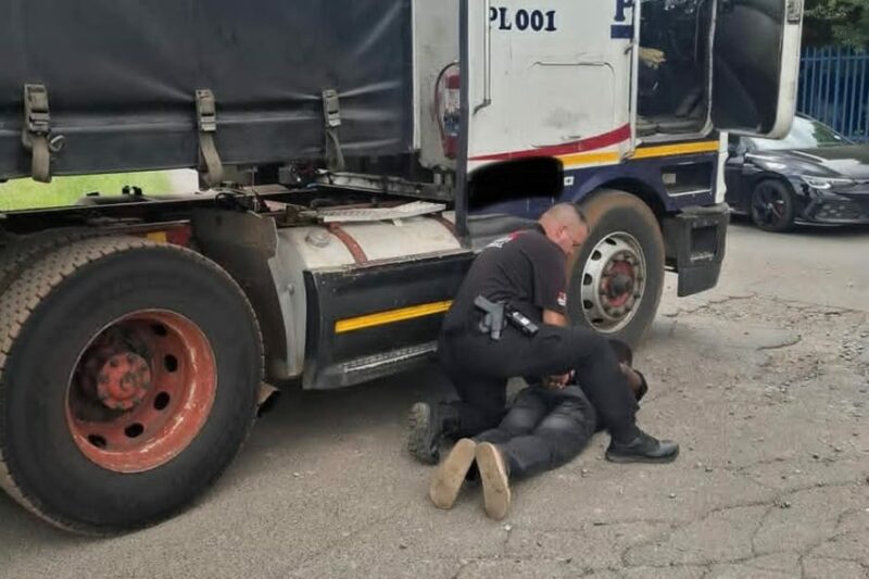 A swift joint operation by Fox Security and SAPS led to the recovery of stolen truck tyres in Alrode, the arrest of two suspects, and the discovery of a hijacked vehicle.