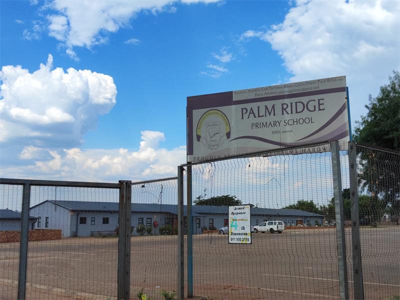 Concerned Palm Ridge residents have mobilised to protect learners, urging parents and authorities to ensure scholar transport is compliant, safe and never overloaded following heightened safety concerns.