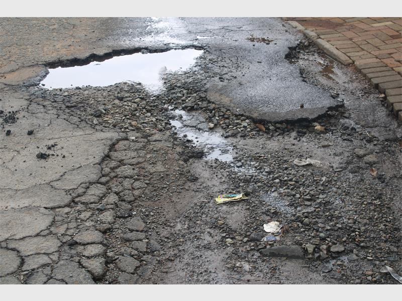 Once marked by a single sinkhole, Clinton and Redruth Roads in Alberton are now dominated by expanding potholes, raising safety concerns for motorists and pedestrians alike.