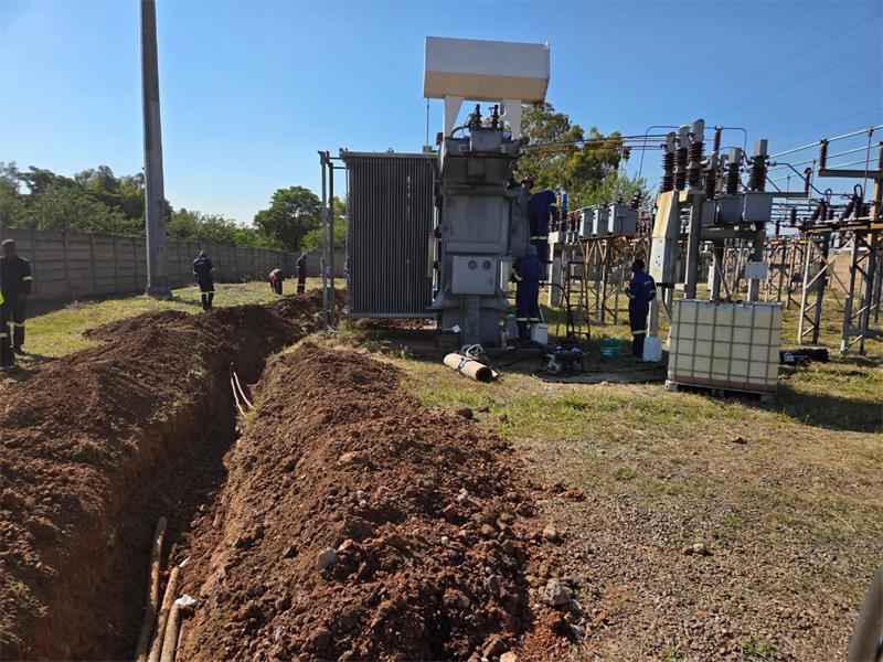 Alberton in darkness: Residents face a long wait as a substation fire halts power until Saturday.