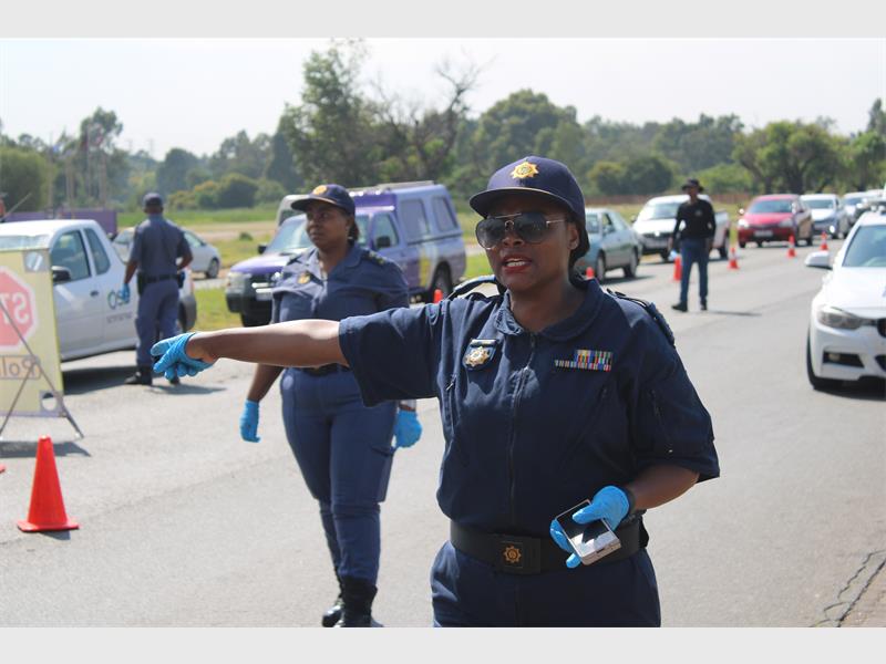 SAPS Ekurhuleni District Commissioner Major-General Anna Sithole was accompanied by the station commanders of Alberton, Germiston, Katlehong, and Vosloorus SAPS. The operation was set up on Heidelberg and Epsom roads, in Alberton.