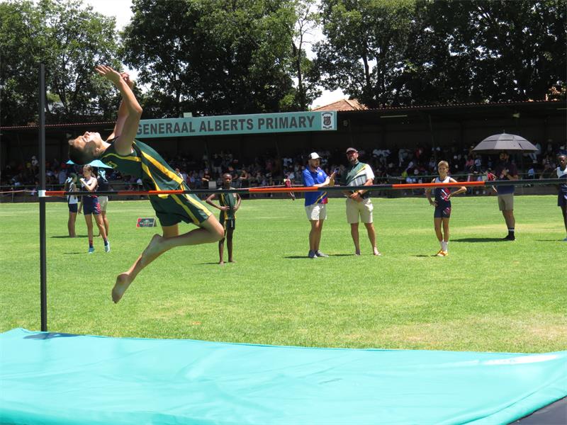 Young competitors from Alberton, Thokoza, and Eden Park delivered outstanding performances after weather disruptions shifted the championships. The event focused on selecting athletes for the upcoming district finals.