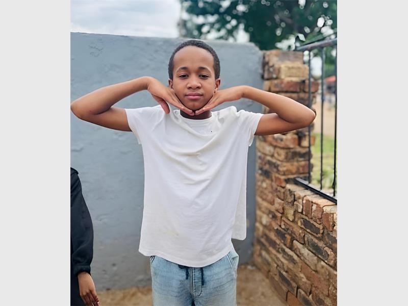 After days in critical condition, 13-year-old Theollyn Royal Cotzee passed away, leaving an Eden Park family grieving and calling for justice. Questions remain about the driver’s actions following the crash.