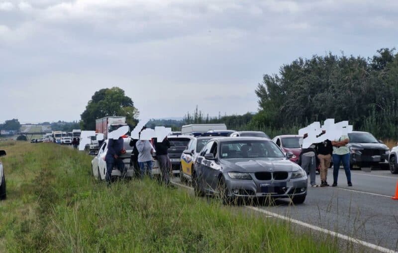 A fatal collision involving two vehicles on the R59 near the Delphinium Street bridge caused major traffic disruptions on Sunday morning, leaving one person dead and three others injured.