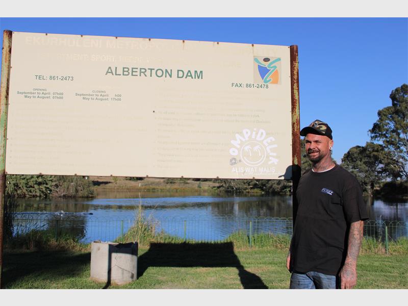 Dirty water and litter at Alberton Dam have raised concerns among residents who are now calling for urgent action.