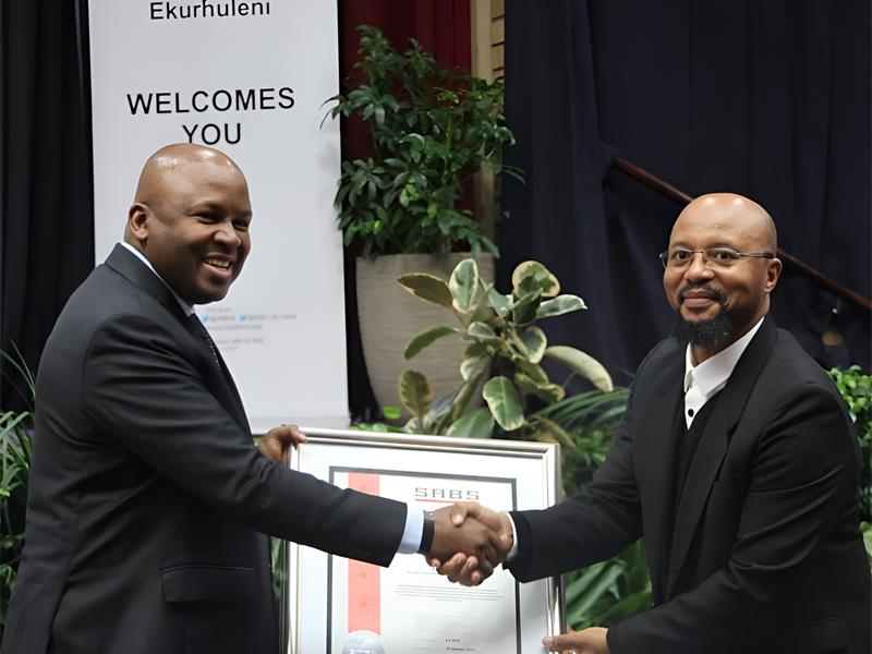 Ekurhuleni has become one of only two metropolitan municipalities in South Africa to receive ISO 9001:2015 certification for its water and sanitation services, with the achievement celebrated at the Alberton Civic Centre.