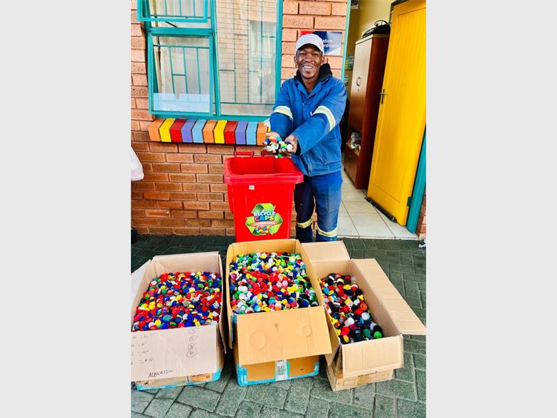 Royal Schools Alberton is encouraging the community to recycle plastic caps and help provide wheelchairs to people in need through the Sweethearts Foundation.