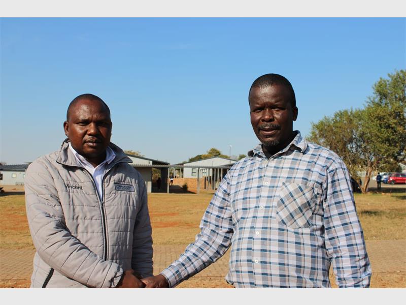Palm Ridge Primary School in Palm Ridge is appealing to businesses, organisations and community members to partner with the school through sponsorships and donations as it struggles with infrastructure, technology and resource shortages.