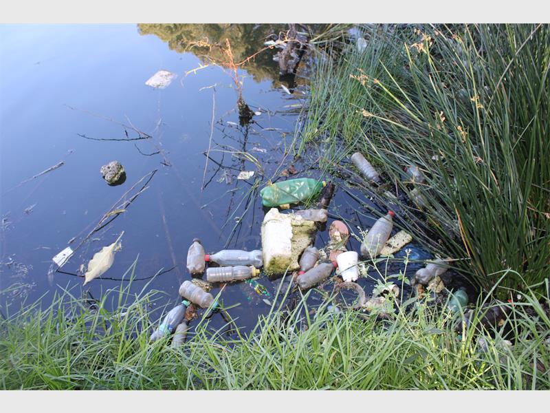Residents demand action, approval and answers from the City of Ekurhuleni over the Alberton dam project