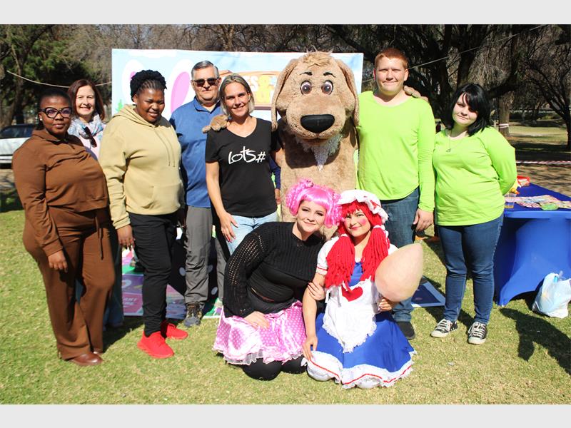 Four Grade 10 learners from Hoërskool Dinamika partnered with the Life on the Streets Hope Centre to host a fun-filled outreach at 3C Ministries, bringing games, laughter and gifts to underprivileged children while embracing the spirit of Nelson Mandela Day.