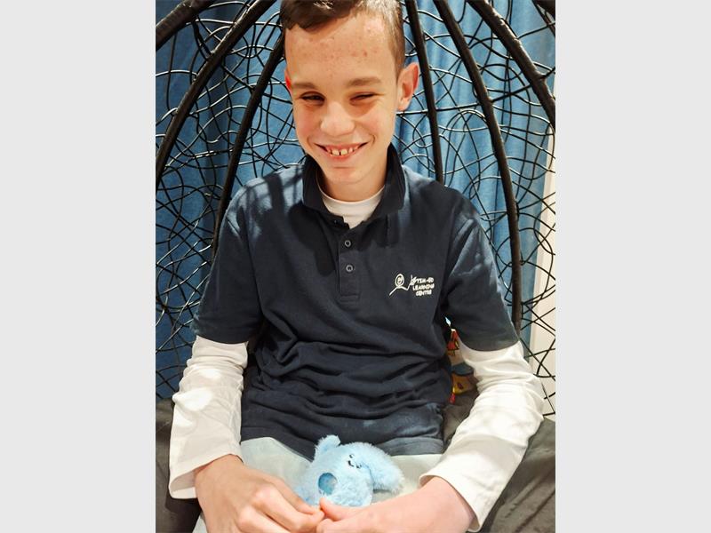 Community is invited to support 15-year-old Blake Froneman at a fundraising golf day with proceeds going towards the extensive spinal surgery and medical expenses needed to improve his quality of life.