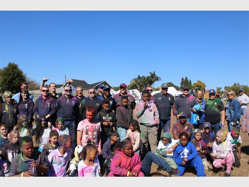 Colour chaos, egg-and-spoon races, tug of war and other family activities created a fun-filled day as the Brackendowns community celebrated stronger partnerships between residents, SAPS and private security.