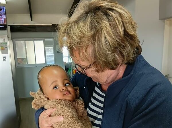 Stepping Stone Hospice is encouraging the community to support its Mandela Day campaign by donating, volunteering 67 minutes or contributing essential items to help provide compassionate palliative care to patients and their families.