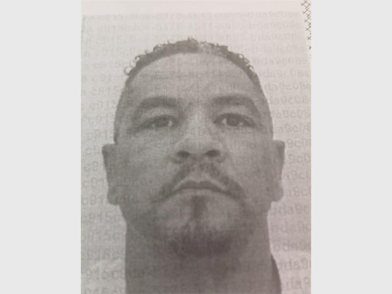 Brackendowns police are again appealing to the public for information that could help them locate 48-year-old Clevelin Dunn, who is wanted in connection with fraud cases dating back to 2018 and 2019.