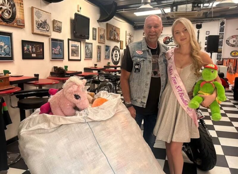 Sixteen-year-old Lola-Hope Myburgh’s teddy bear drive is bringing comfort to children in hospitals and care facilities, with more than 1000 bears collected through community support.