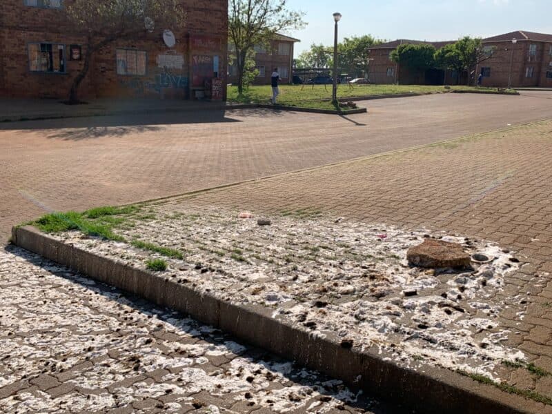 Residents say overflowing drains expose children to raw sewage, while repeated municipal repairs provide only temporary relief.