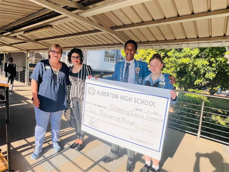 Alberton High School is calling on fellow schools and learners to help Stepping Stone Hospice expands its in-patient care facilities through a community fundraising initiative.