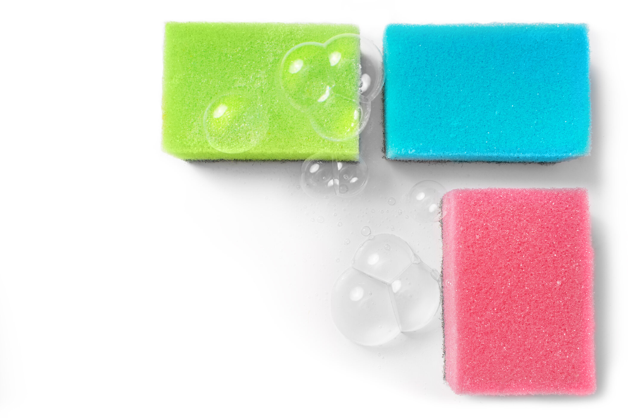 How to clean dishwashing sponges and how often to replace them