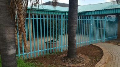 Alberton-Licensing_99192