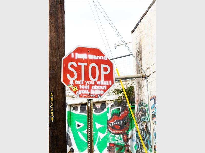 pexels-broderick-ar_16092