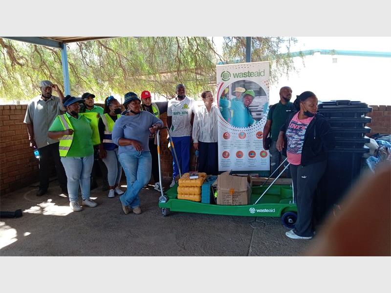 Community-driven project partners with schools and organisations to promote recycling and environmental sustainability.