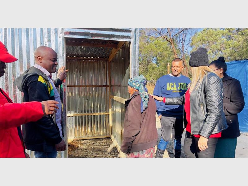 Church groups and the Sheriff’s Office offered free health screenings, family planning services, and newly built temporary shelters for elderly women during the outreach.