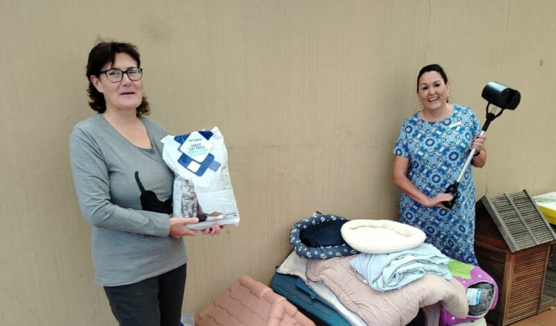 Donations poured in from residents and local businesses as community members joined forces to help LCARA by donating food, blankets and supplies for cats and dogs in need.