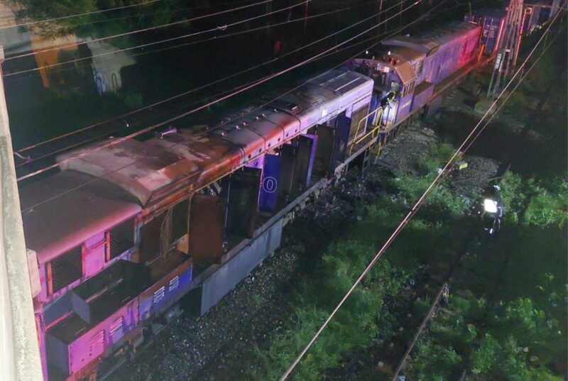 Quick action by Ekurhuleni firefighters prevented further damage after a freight locomotive caught alight beneath a bridge in Dinwiddie on Friday night.