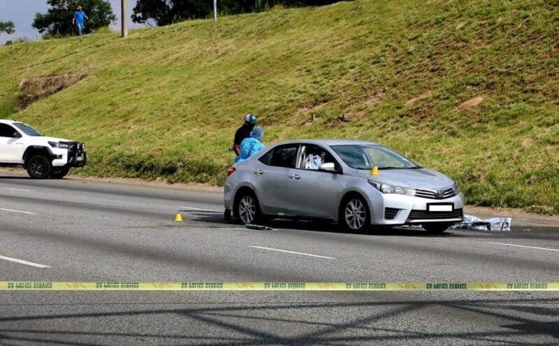 A high-speed chase ends with the closure of the N12 westbound near the Diepkloof Interchange, with one suspect arrested.