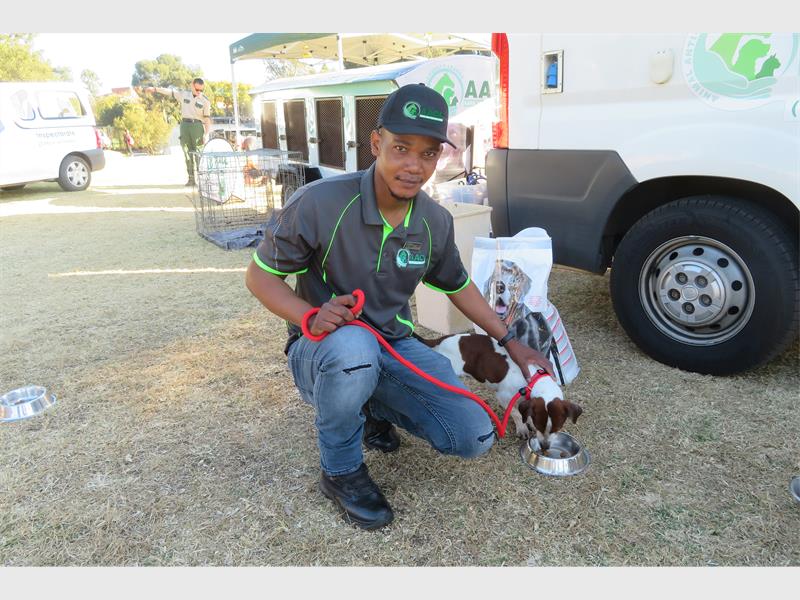 Held hostage for hours while rescuing animals, Gavin Ntsoane receives support as organisation warns of dangers faced by animal welfare workers.