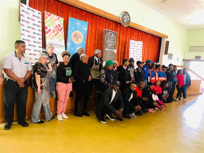 Pick ‘n Pay Southdale, FNB, Southdale Shopping Centre, Booysens SAPS and others join forces to uplift elderly residents with hampers, meals and smiles.
