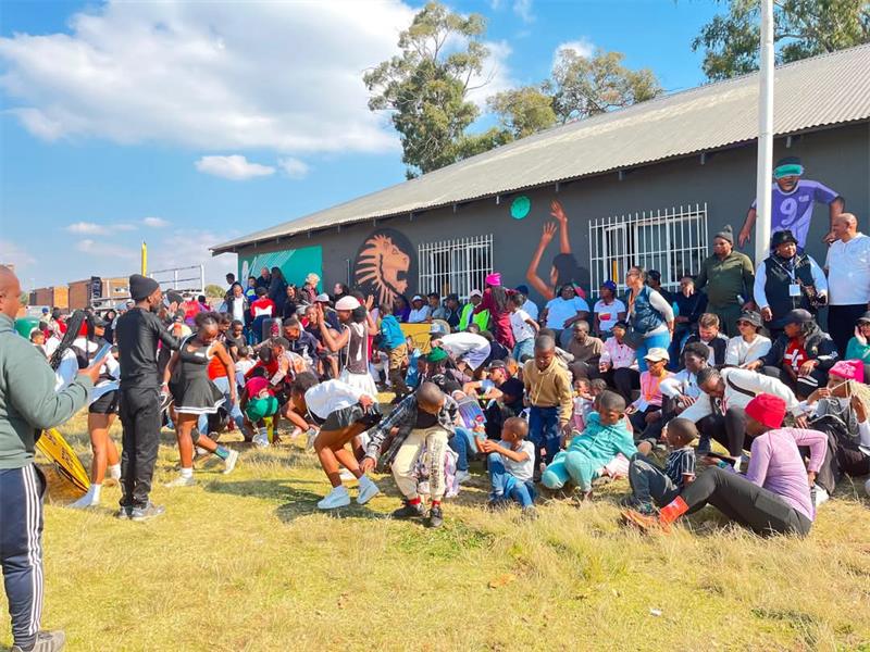 Corinthians praises volunteers and attendees for fun day success.