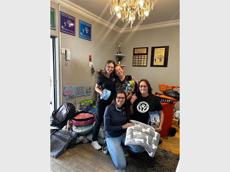 Kids on Camborne families celebrated Mandela Day by donating pet food, bedding, toys and treats to Uzwela Animal Rescue in Walkerville, helping provide comfort and care for rescued dogs and cats.