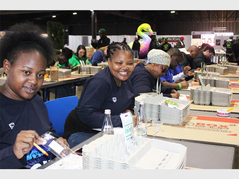 Ladles of Love transformed 67 minutes of service into a hands-on experience, bringing businesses and communities together to help nourish and educate 20 000 preschool children.