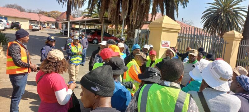 Residents marched peacefully to Booysens SAPS, calling for coordinated action to tackle crime, illegal businesses and by-law violations in Booysens and Moffat View.