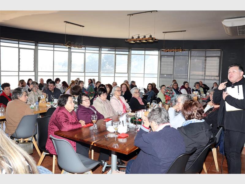 Men join annual DFF event for the second year as part of collection drive for those in need.