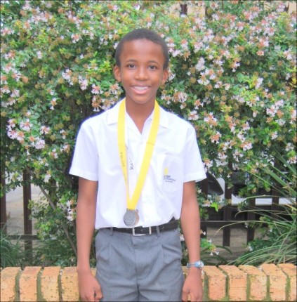 Having done excellently at Cluster and District meetings, Jessica Smith, Tinyiko Mabunda, Geovania Esemuede and Katlego Kekana all competed for the District at the GDE Provincial meeting on March 1 and 2.