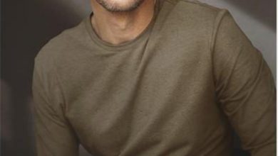 ELVISBLUE-Copy_02149