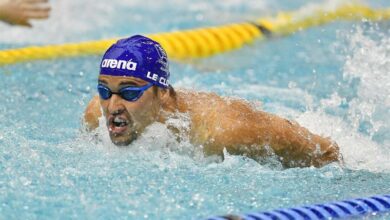 52swimming_66179