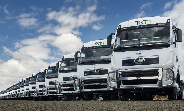 Group shot TCM_1800x1800