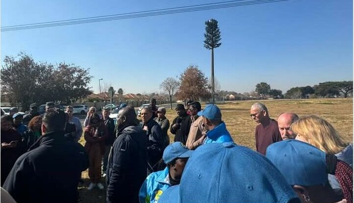 Public meeting focuses on service delivery, crime, and development with strong support from local leaders and stakeholders.